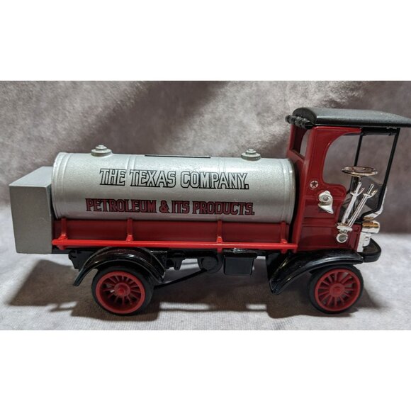 Texaco 1910 Mack Truck Tanker Coin Bank - Picture 8 of 12